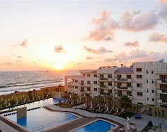 Hotel Capital Coast Resort & Spa (Paphos, Cypern)