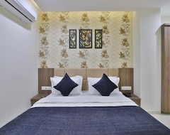 Hotel Tgs (Anand, India)