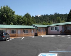 Khách sạn Evergreen Lodge (Mount Shasta, Hoa Kỳ)