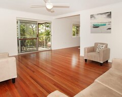 Toàn bộ căn nhà/căn hộ Oloway 40 - Two Bedroom Budget Home, Pet Friendly On Request (Alexandra Headland, Úc)