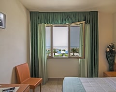 Hotel Bixio (Lido di Camaiore, İtalya)