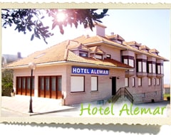 Hotel Alemar (Ribamontán al Mar, İspanya)