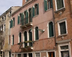 Khách sạn Ca' Santo Spirito (Venice, Ý)
