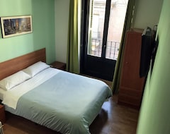 Hotel Hostal Casilla (Madrid, España)