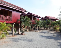 Hotel Khmer House Bungalow (Keb, Cambodia)