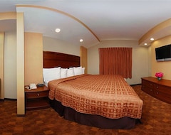 Otel Comfort Suites Monaca (Monaca, ABD)