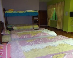 Khách sạn Hotel Nuevos Baños (Baños, Ecuador)