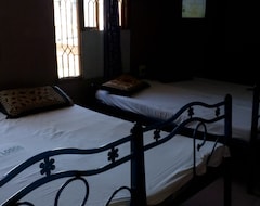 Khách sạn Raj Lodge (Puducherry, Ấn Độ)