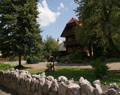 Toàn bộ căn nhà/căn hộ Dreamy Little House In A Beautiful Garden (Teufenbach, Áo)