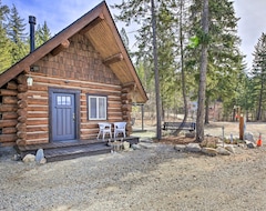 Cijela kuća/apartman New! Peaceful Kootenai Cabin - Unplug In The Mtns! (Bonners Ferry, Sjedinjene Američke Države)