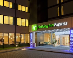Hotel Holiday Inn Express Lisbon Airport (Lisbon, Portugal)
