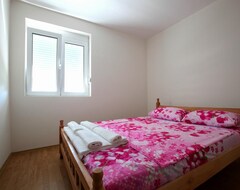Khách sạn Apartments Hott (Budva, Montenegro)