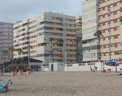 Tüm Ev/Apart Daire Apartment At The Beach. Promenade (Kadiz, İspanya)