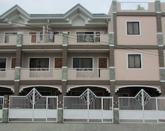 Otel Toreneth Apartelle (Davao City, Filipinler)