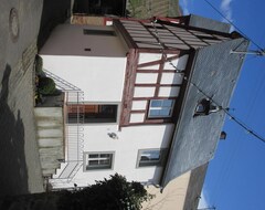 Toàn bộ căn nhà/căn hộ Living In Rubble Stone And Half-Timbered Of 1580 (Mesenich, Đức)