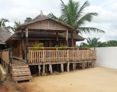 Resort Restaurant Chez Theo (Allada, Benin)