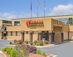 Hotel Ramada Airport South And Conference Center (Charlotte, Sjedinjene Američke Države)