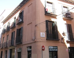 Hotel Burton 2 (Madrid, España)