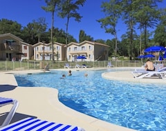 Hotelli Vacanceole - Le Domaine Du Golf D'Albret (Barbaste, Ranska)