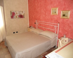 Bed & Breakfast Cascina Rossa (Asti, Italija)
