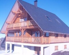 Toàn bộ căn nhà/căn hộ Large Chalet - Full South, Overlooking The Cantal - A Ski Resort 1400 Meters (Chastreix, Pháp)