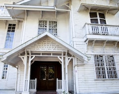 Entire House / Apartment Condotel (Baguio, Philippines)