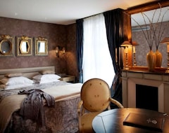 Hotel Chateaubriand (Paris, France)