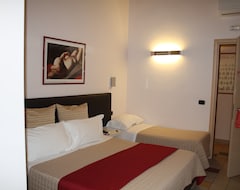 Hotelli Rooms For You (Rooma, Italia)