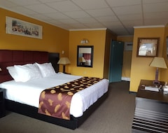 Hotel Alpine Inn & Suites (Revelstoke, Canadá)