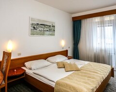 Hotel Drazica & Tamaris (Baška, Croatia)