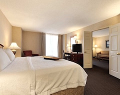 Khách sạn Hampton Inn & Suites Country Club Plaza (Kansas City, Hoa Kỳ)