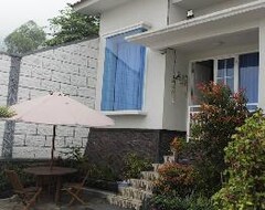 Entire House / Apartment Villa And Homestay Lusy (Mt. Bromo, Indonesia)