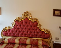 Hotelli Ca' Alexander Apartment (Venetsia, Italia)