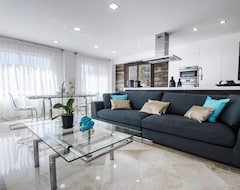 Koko talo/asunto Gorgeous 170 Sq.m. Penthouse With Sea View Terraces (Benalmadena, Espanja)