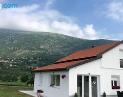 Koko talo/asunto Vikendica Bruse (Prozor, Bosnia ja Herzegovina)