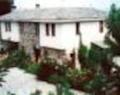 Tüm Ev/Apart Daire Villa Georgie (Tsagarada, Yunanistan)
