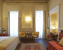 Khách sạn Hotel Firenze Capitale (Florence, Ý)