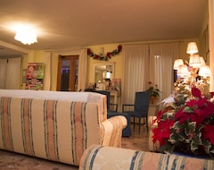 Khách sạn Hotel Holiday (Montecatini Terme, Ý)