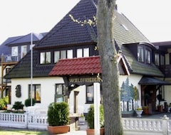 Hotel Waldfrieden (Bad Zwischenahn, Germany)