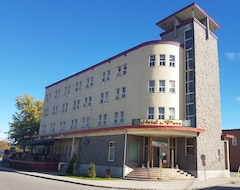 Hotel du Parc (Arr. Chicoutimi, Canada)