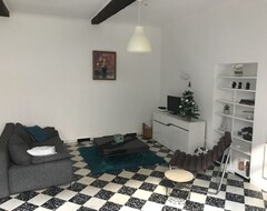 Entire House / Apartment 2 Steps From The Jardins De La Fontaine For 4 Or 6 People (Nîmes, France)