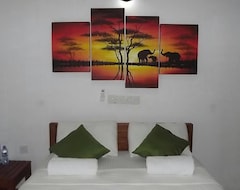 Hotel Elephants Nest Safari Lodge (Embilipitiya, Sri Lanka)