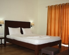 Hotel Sahil Inn (Dapoli, India)