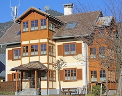 Hotel Haus Leopold (Gosau, Austria)