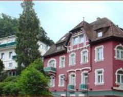 Khách sạn Hotel Eberhardt - Burghardt (Badenweiler, Đức)