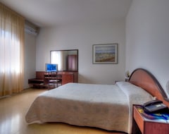 Hotel San Martino (Casalecchio di Reno, Italy)