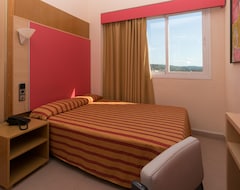 The Red Hotel - Adults Only (San Antonio, Spain)