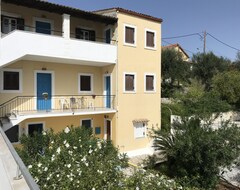Khách sạn Sunflower Apartments (Kassiopi, Hy Lạp)