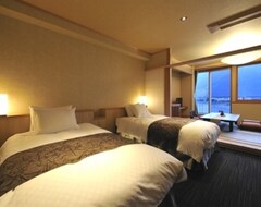 Ryokan Hotel Seifuen (Nagano, Japan)