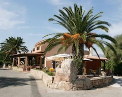 Hotel La Palma (San Teodoro, Italy)